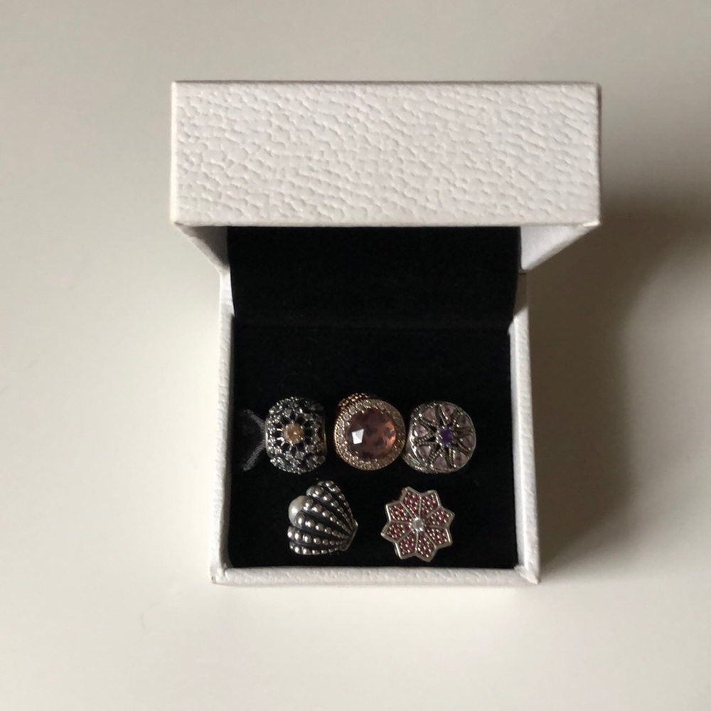 Pandora 5 charm bundle set